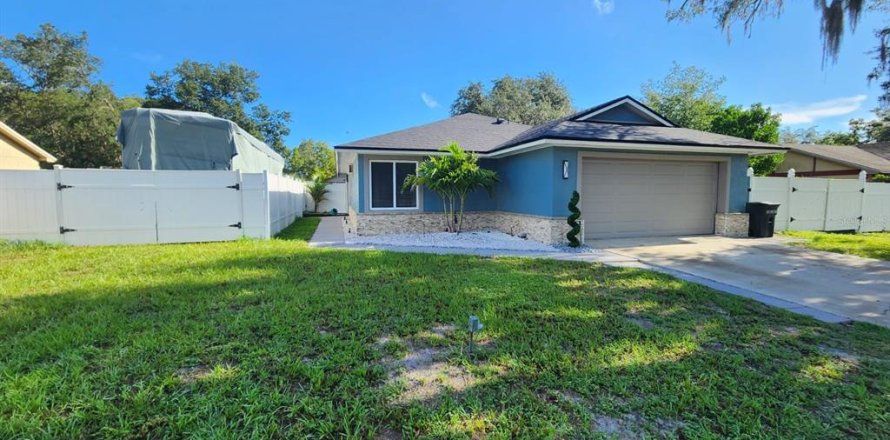 Casa en Winter Springs, Florida 3 dormitorios, 130.71 m2 № 1848499