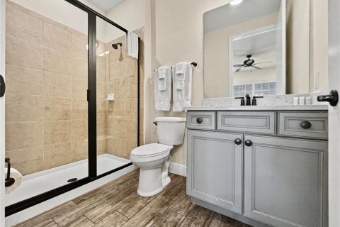 House in Kissimmee, Florida 8 bedrooms, 447.32 sq.m. № 2101511 - photo 30