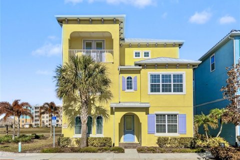 House in Kissimmee, Florida 8 bedrooms, 447.32 sq.m. № 2101511 - photo 2