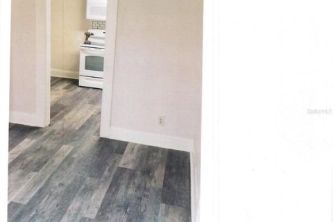 Commercial property in Tampa, Florida 127.46 sq.m. № 2121969 - photo 24