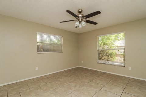 House in Apopka, Florida 3 bedrooms, 143.81 sq.m. № 1815447 - photo 9