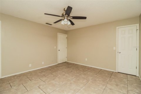 House in Apopka, Florida 3 bedrooms, 143.81 sq.m. № 1815447 - photo 10