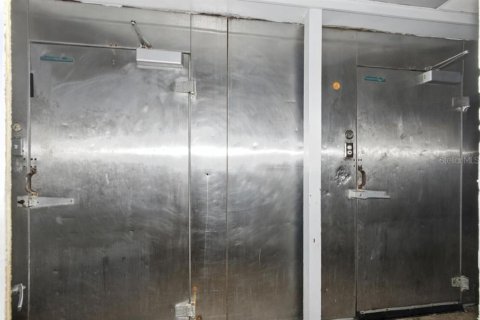 Immobilier commercial à vendre à DeLand, Floride: 73.02 m2 № 1819497 - photo 10