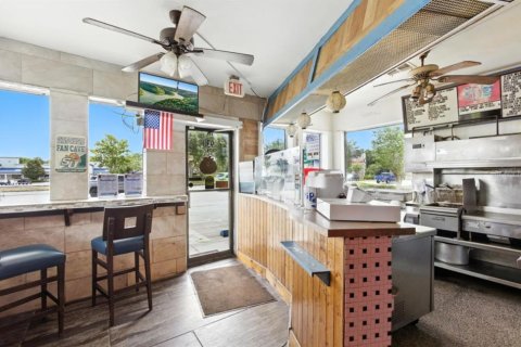 Immobilier commercial à vendre à DeLand, Floride: 73.02 m2 № 1819497 - photo 6