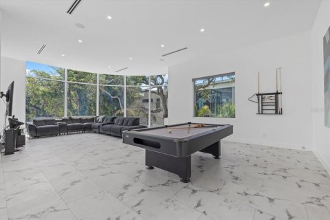House in Sarasota, Florida 8 bedrooms, 824.51 sq.m. № 1758244 - photo 8