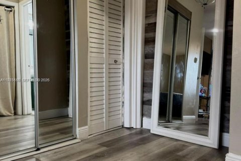 Снять в аренду кондоминиум в Майами, Флорида 1 спальня, 88.63м2, № 2047527 - фото 11