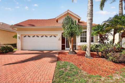 House in Port St. Lucie, Florida 3 bedrooms, 173.08 sq.m. № 2175672