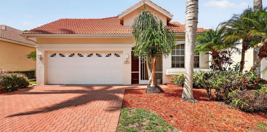 House in Port St. Lucie, Florida 3 bedrooms, 173.08 sq.m. № 2175672