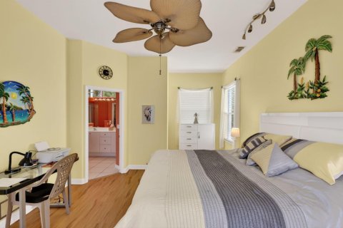 House in Port St. Lucie, Florida 3 bedrooms, 173.08 sq.m. № 2175672 - photo 26
