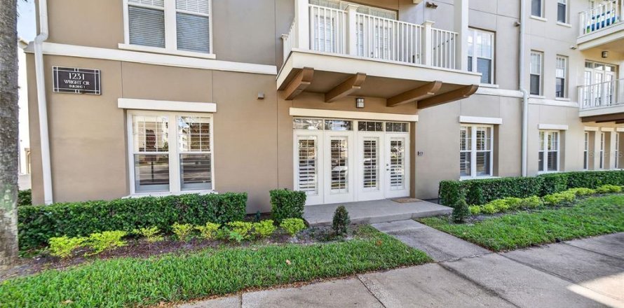 Condo in Celebration, Florida, 4 bedrooms  № 2429415