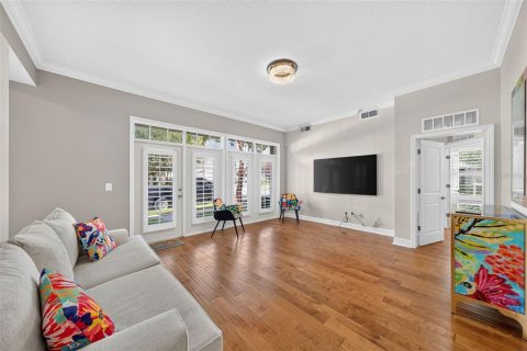 Condo in Celebration, Florida, 4 bedrooms  № 2429415 - photo 18