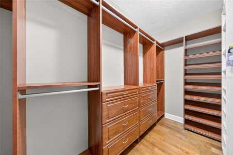 Condo in Celebration, Florida, 4 bedrooms  № 2429415 - photo 7