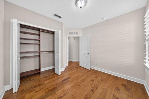 Condo in Celebration, Florida, 4 bedrooms  № 2429415 - photo 15