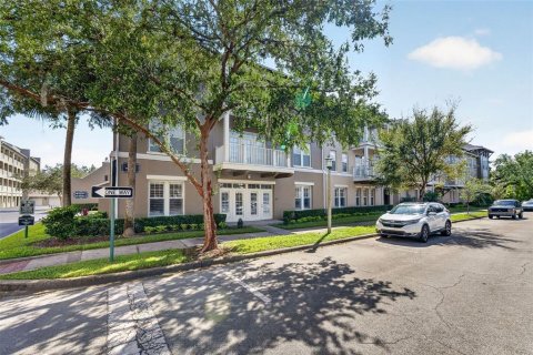 Condo in Celebration, Florida, 4 bedrooms  № 2429415 - photo 16