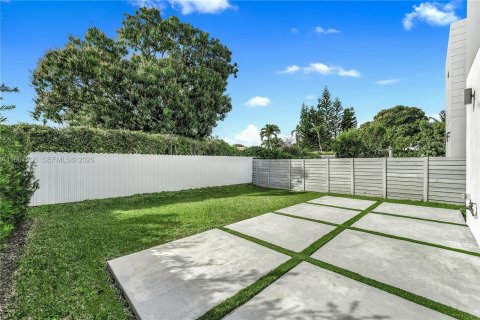 Купить виллу или дом в Майами, Флорида 4 спальни, 240.99м2, № 2040384 - фото 29