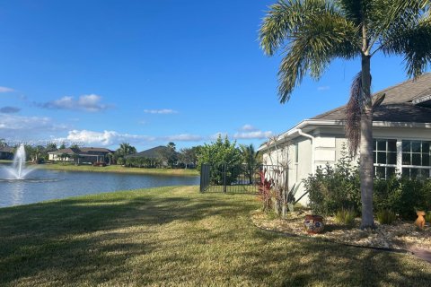 House in Vero Beach, Florida 4 bedrooms, 208.75 sq.m. № 2002343