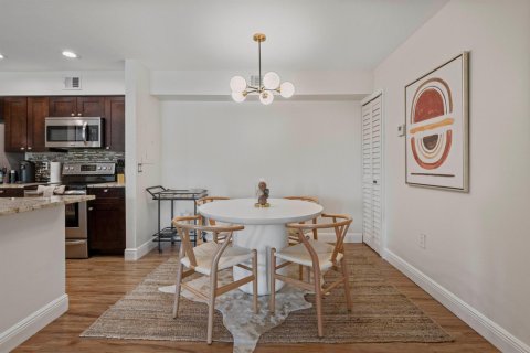 Copropriété à vendre à West Palm Beach, Floride: 2 chambres, 84.54 m2 № 2177012 - photo 2