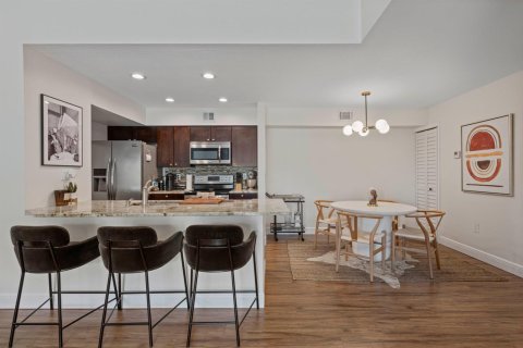 Copropriété à vendre à West Palm Beach, Floride: 2 chambres, 84.54 m2 № 2177012 - photo 3