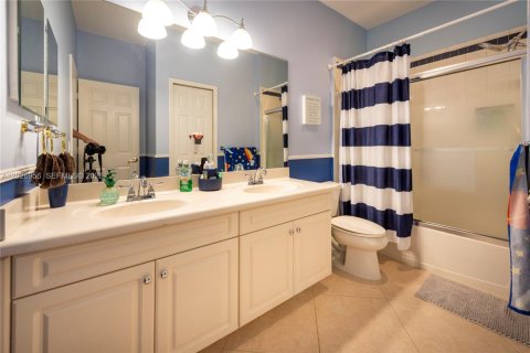 Villa ou maison à vendre à Miramar, Floride: 6 chambres, 349.87 m2 № 2084852 - photo 26