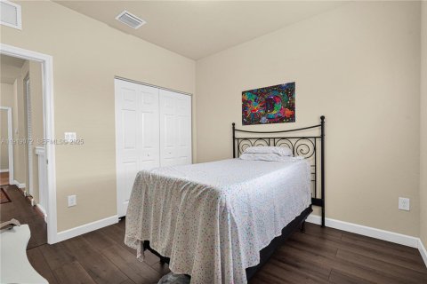 Touwnhouse à vendre à Miami, Floride: 4 chambres, 174.28 m2 № 1974423 - photo 21