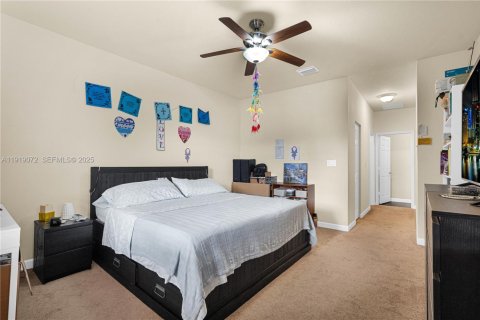 Touwnhouse à vendre à Miami, Floride: 4 chambres, 174.28 m2 № 1974423 - photo 14