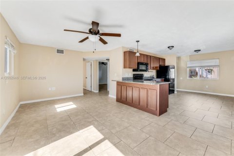 Снять в аренду квартиру в Саут-Дайтона, Флорида 2 спальни, № 2066413 - фото 6