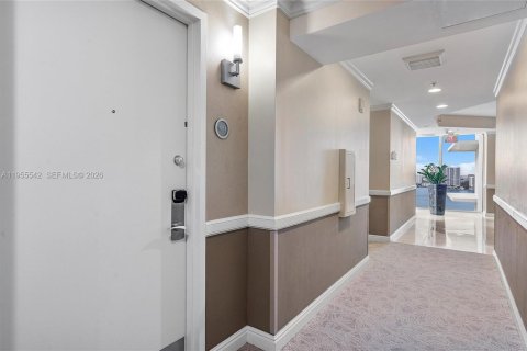 Купить кондоминиум в Санни-Айлс-Бич, Флорида 61.69м2, № 2009591 - фото 26