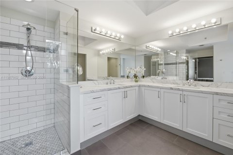 Copropriété à vendre à Aventura, Floride: 3 chambres, 173.36 m2 № 2050361 - photo 15