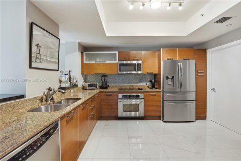 Copropriété à vendre à Aventura, Floride: 3 chambres, 173.36 m2 № 2050361 - photo 10