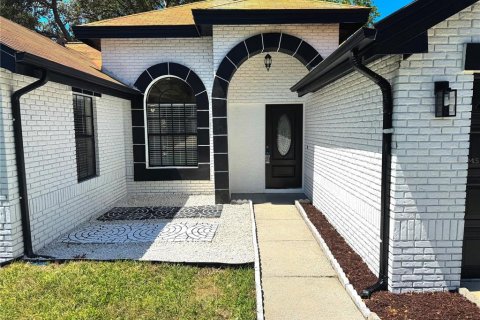 Casa en venta en Ocoee, Florida, 4 dormitorios, 182.37 m2 № 1648082 - foto 4