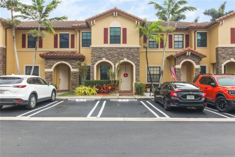 Adosado en Homestead, Florida 3 dormitorios, 130.25 m2 № 2020907