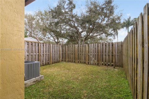 Adosado en venta en Homestead, Florida, 3 dormitorios, 130.25 m2 № 2020907 - foto 4