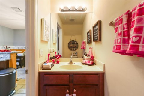 Adosado en venta en Homestead, Florida, 3 dormitorios, 130.25 m2 № 2020907 - foto 11