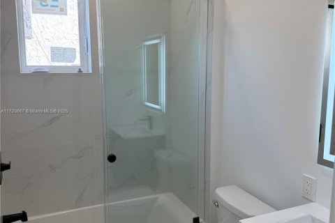 Casa en alquiler en Hallandale Beach, Florida, 3 dormitorios, 102.19 m2 № 1865153 - foto 19