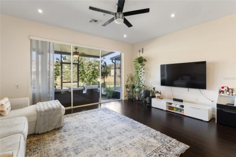 Condominio en venta en Orlando, Florida, 3 dormitorios, 156.26 m2 № 2142532 - foto 4