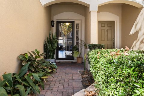 Condominio en venta en Orlando, Florida, 3 dormitorios, 156.26 m2 № 2142532 - foto 3