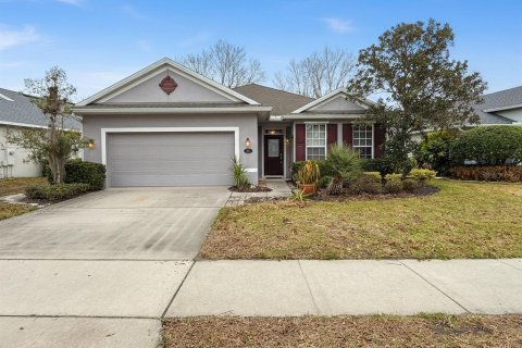House in DeLand, Florida 2 bedrooms, 140.1 sq.m. № 2213355