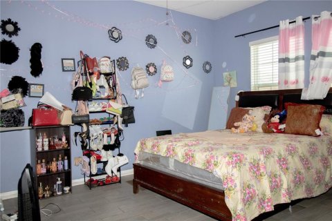 Villa ou maison à vendre à Haines City, Floride: 4 chambres, 166.85 m2 № 1551073 - photo 6