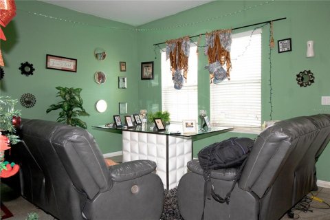 Villa ou maison à vendre à Haines City, Floride: 4 chambres, 166.85 m2 № 1551073 - photo 5