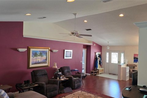 Casa en venta en Ocala, Florida, 3 dormitorios, 201.13 m2 № 1873038 - foto 9