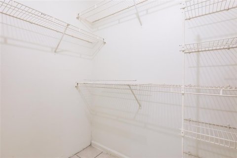 Купить кондоминиум в Орландо, Флорида 6 комнат, 92.53м2, № 1643090 - фото 19