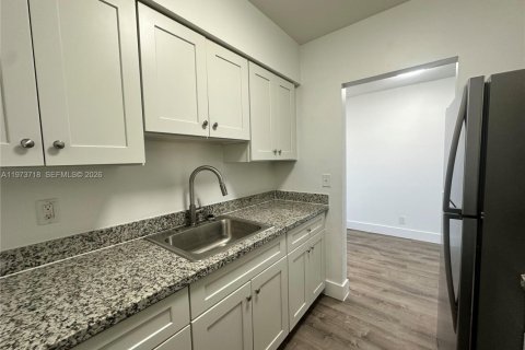 Appartement à louer à Hollywood, Floride: 1 chambre № 2033341 - photo 10