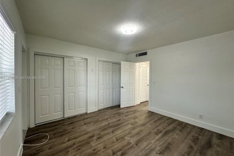 Appartement à louer à Hollywood, Floride: 1 chambre № 2033341 - photo 18