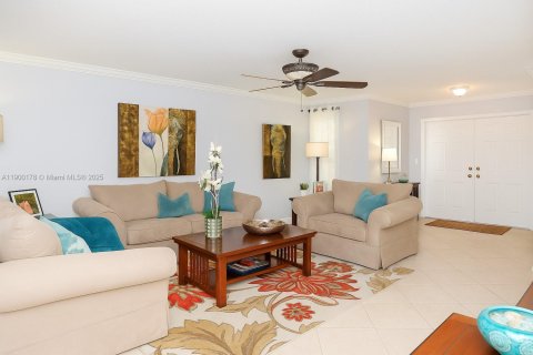 Adosado en alquiler en Miami, Florida, 3 dormitorios, 177.35 m2 № 1953437 - foto 4