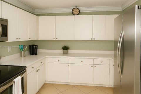 Adosado en alquiler en Miami, Florida, 3 dormitorios, 177.35 m2 № 1953437 - foto 11