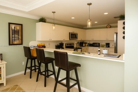 Adosado en alquiler en Miami, Florida, 3 dormitorios, 177.35 m2 № 1953437 - foto 10