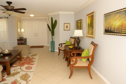 Adosado en alquiler en Miami, Florida, 3 dormitorios, 177.35 m2 № 1953437 - foto 5