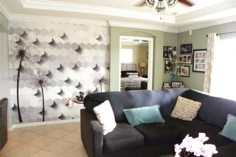 Adosado en alquiler en Miami, Florida, 3 dormitorios, 177.35 m2 № 1953437 - foto 20