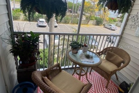 Condo in Sarasota, Florida, 1 bedroom  № 1602601 - photo 11