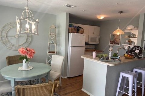 Condo in Sarasota, Florida, 1 bedroom  № 1602601 - photo 3